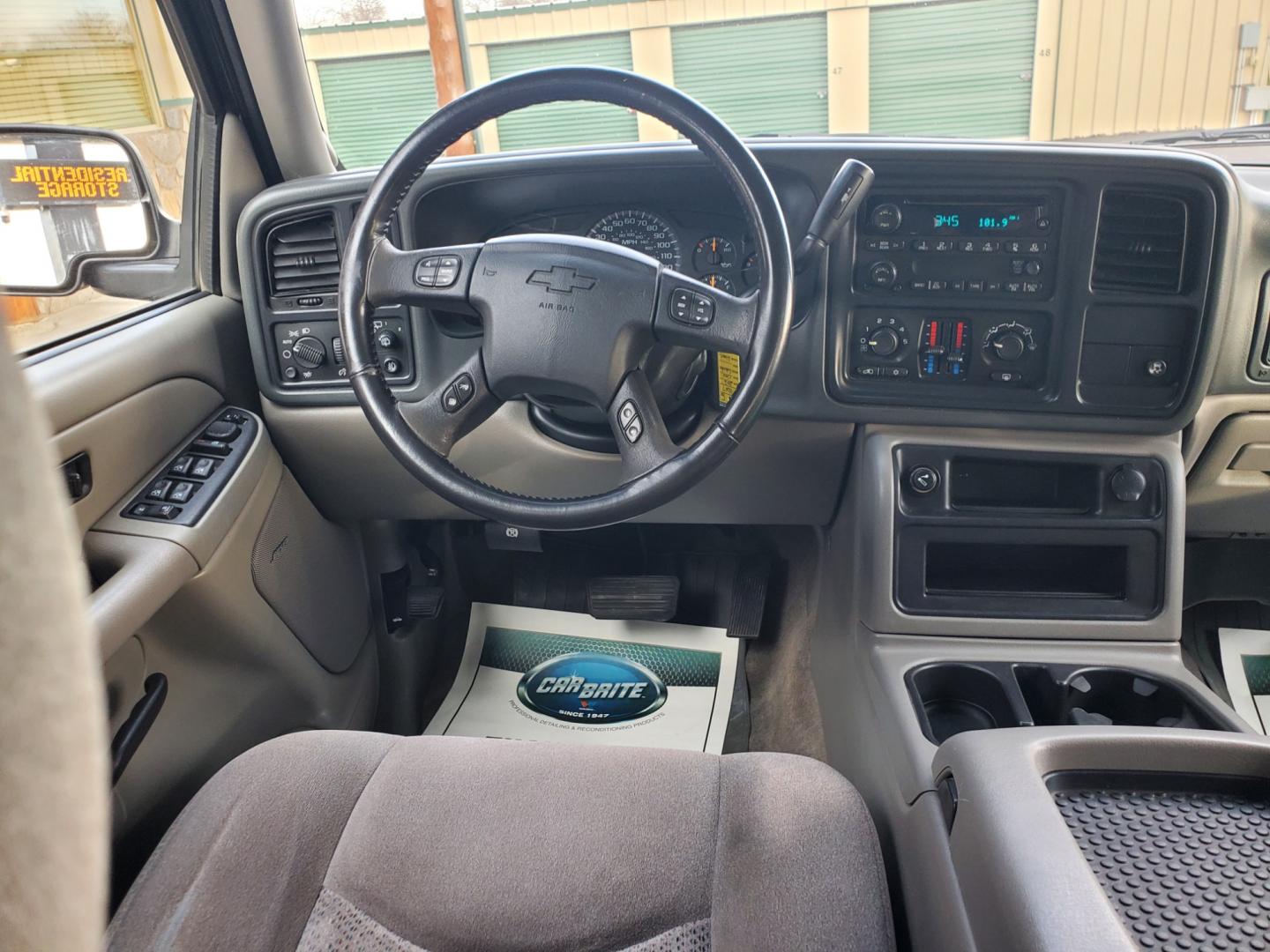 2006 Pewter Chevrolet Suburban LS (3GNFK16ZX6G) with an 5.3L V8 Vortec SFI Flex Fuel engine, 4-Speed Automatic transmission, located at 1600 E Hwy 44, Rapid City, SD, 57703, (605) 716-7878, 44.070232, -103.171410 - Photo#14